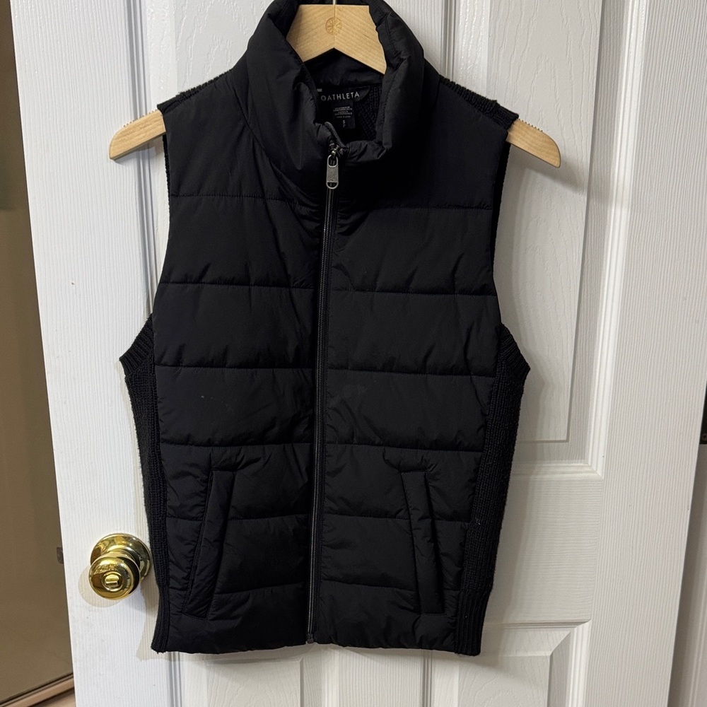 Athleta Incline Hybrid Vest